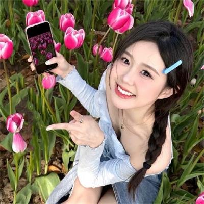 她房间里的云
